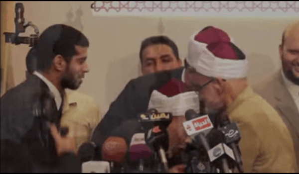 تتر إستعراضي لكبار علماء الأزهر الذين يقومون بالتدريس بالجامع الأزهر
